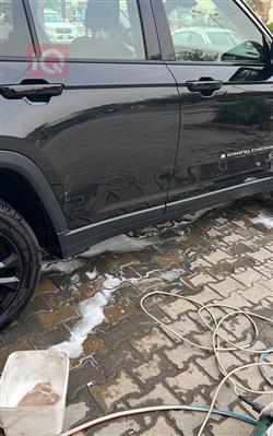 جيب جراند شيروكي